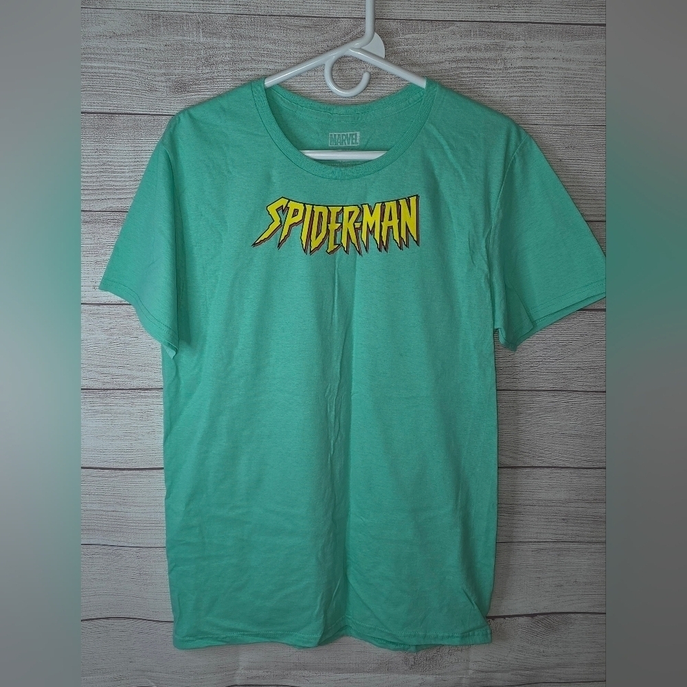 Marvel Spider-Man Grapic Tee Size Medium
